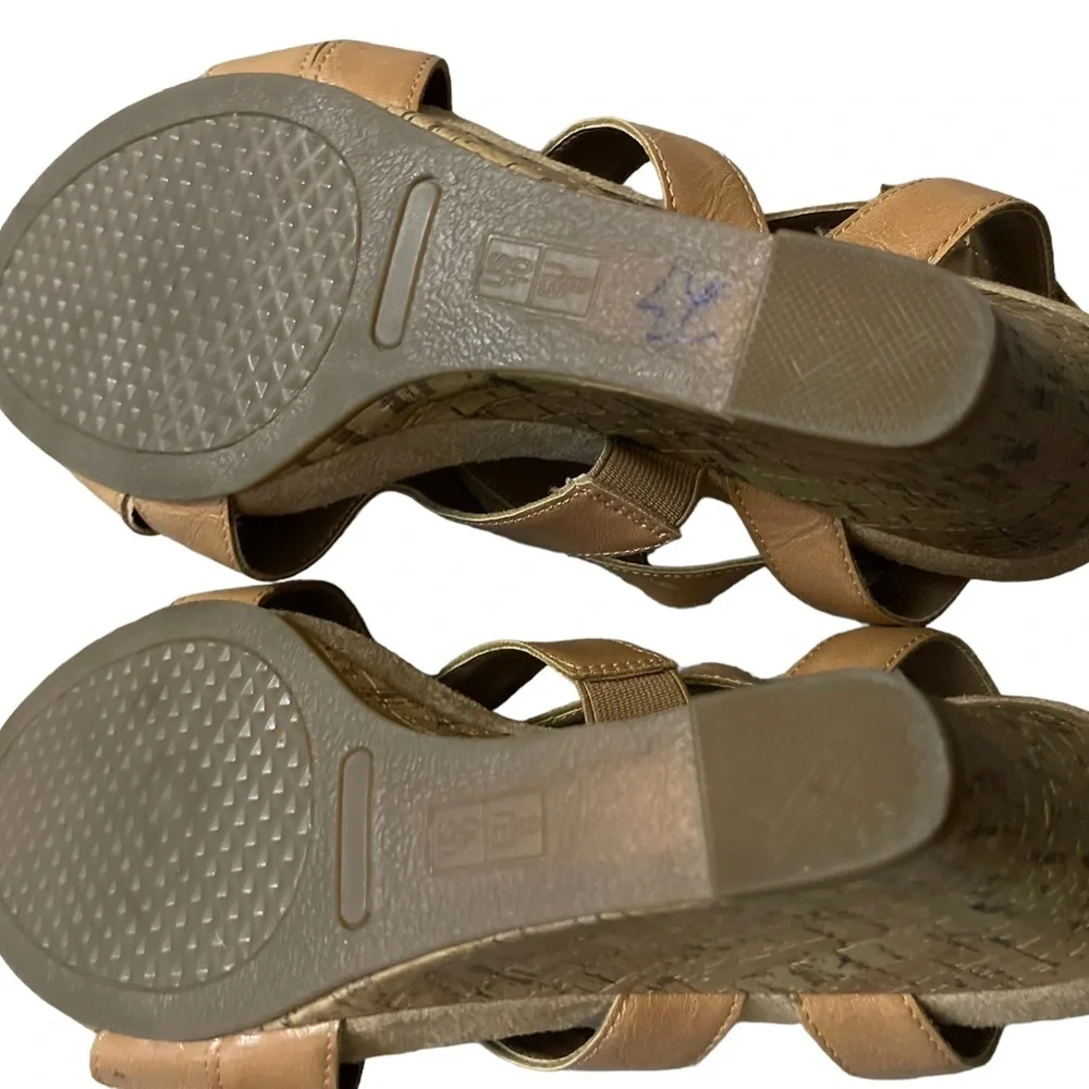 Ladies Aerosols Wedges wide width - Picture 3 of 4